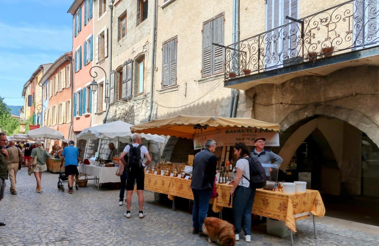 La Terrasse D'Olea, Au Coeur Du Village Buis-les-Baronnies Exterior foto